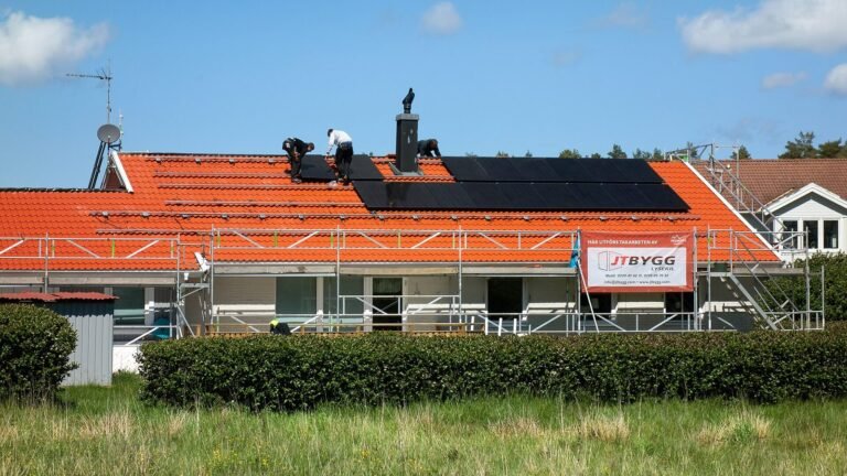Solar Panel Installation Jobs in UAE 2026 – Hiring Skilled & Fresh Candidates